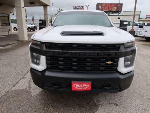 Used 2022 Chevrolet Silverado 2500 W/T w/ WT Convenience Package AWD/4WD image 2