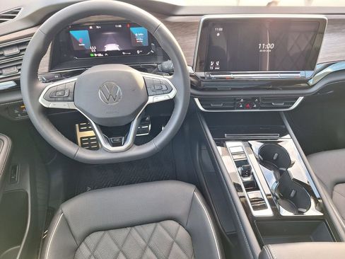 New 2026 Volkswagen Atlas SEL Premium R-Line image 21