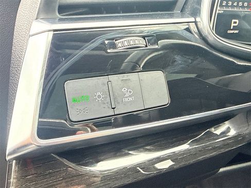 Used 2023 Audi Q7 2.0T Premium image 22