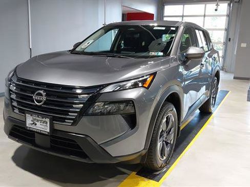 Used 2025 Nissan Rogue SV AWD/4WD image 18