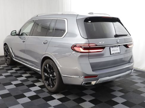 Used 2026 BMW X7 xDrive40i AWD/4WD image 16