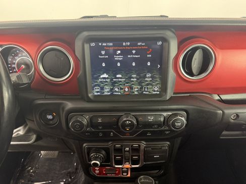 Used 2022 Jeep Gladiator Rubicon AWD/4WD image 19