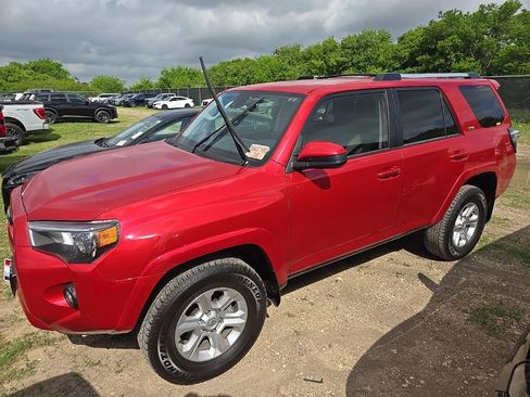 Used 2024 Toyota 4Runner SR5 image 1