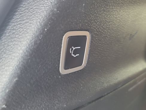 Used 2022 Chrysler Pacifica Pinnacle FWD image 12