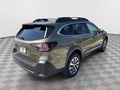 Used 2025 Subaru Outback Premium w/ Popular Package #1A AWD/4WD image 14