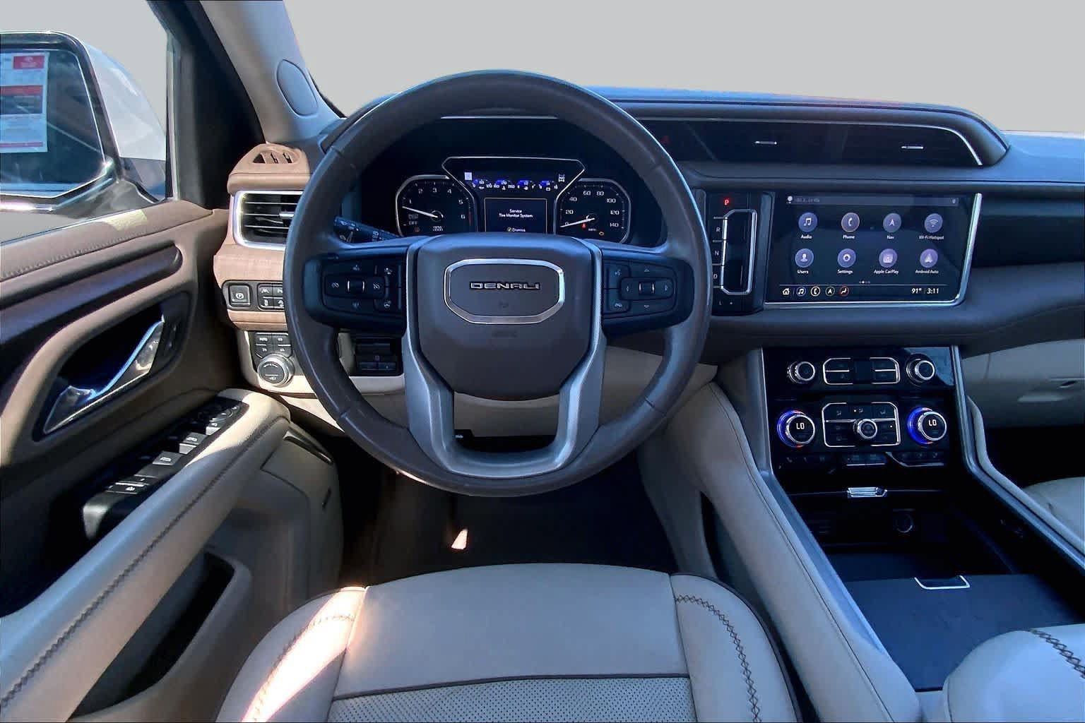 Used 2021 GMC Yukon Denali w/ Denali Ultimate Package AWD/4WD image 6