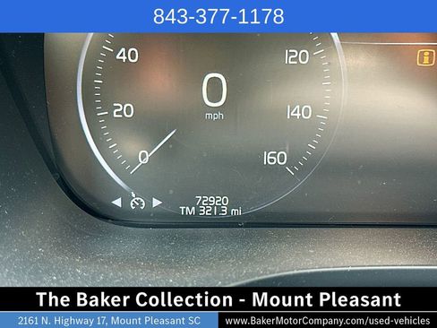 Used 2019 Volvo XC60 T5 Momentum w/ Multimedia Package AWD/4WD image 12