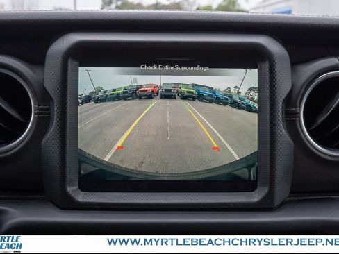 Used 2021 Jeep Wrangler Unlimited Sahara image 21