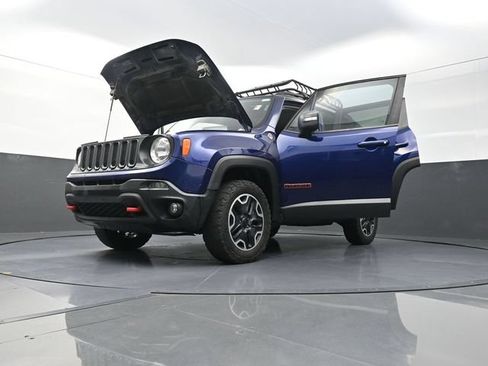 Used 2016 Jeep Renegade Trailhawk AWD/4WD image 41