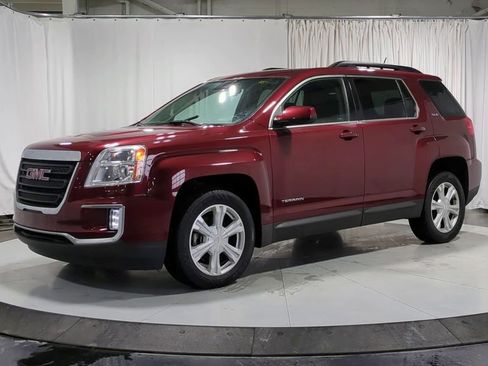 Used 2017 GMC Terrain SLE w/ Convenience Package image 5