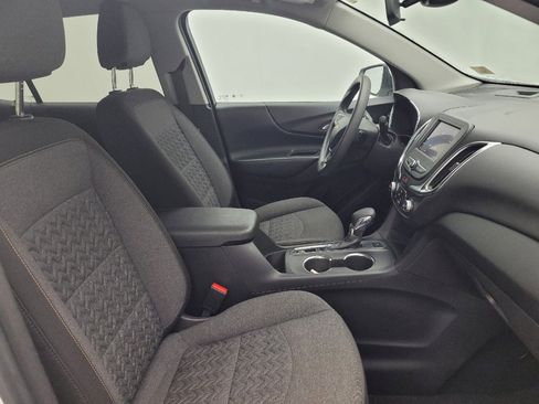 Used 2022 Chevrolet Equinox LT image 21