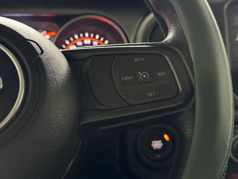 Used 2020 Jeep Wrangler Sport AWD/4WD image 69