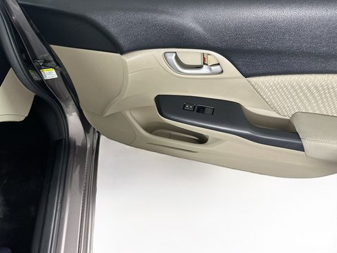 Used 2014 Honda Civic LX image 30