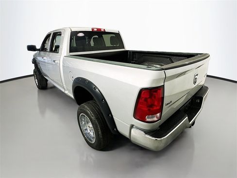 Used 2017 RAM 2500 SLT image 6