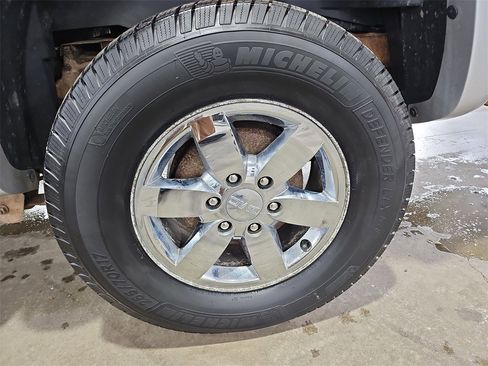 Used 2010 GMC Canyon SLT image 34