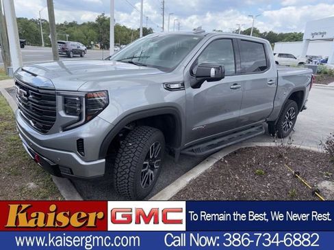 Used 2023 GMC Sierra 1500 AT4 w/ AT4 Preferred Package AWD/4WD image 1