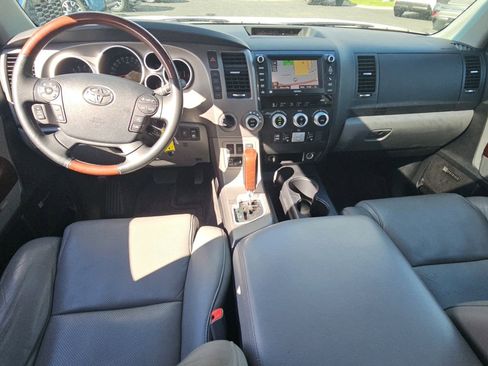 Used 2013 Toyota Sequoia Platinum AWD/4WD image 8