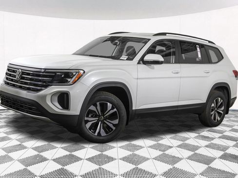 New 2026 Volkswagen Atlas SE AWD/4WD image 2