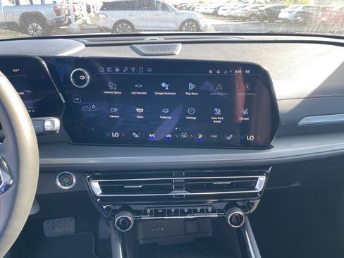 New 2025 Chevrolet Traverse LT w/ Enhanced Driving Package image 31