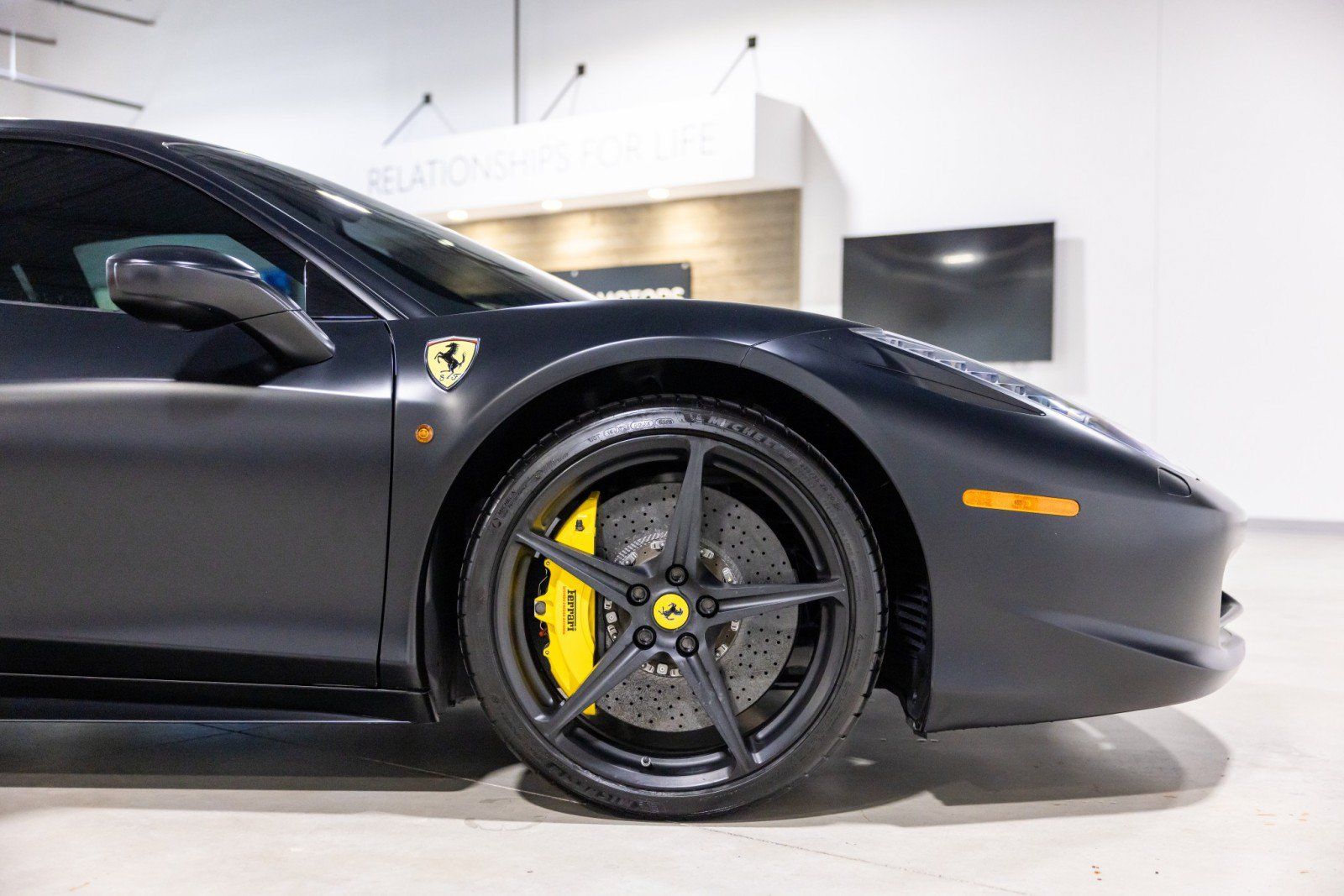 Used 2011 Ferrari 458 Italia Coupe RWD image 23