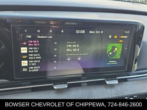 Used 2024 Kia Carnival EX image 15