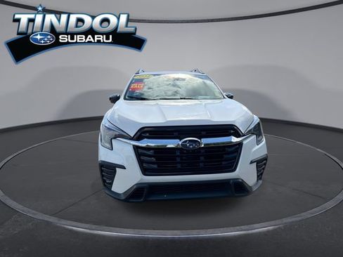 Certified 2024 Subaru Ascent Limited w/ Technology Package AWD/4WD image 2
