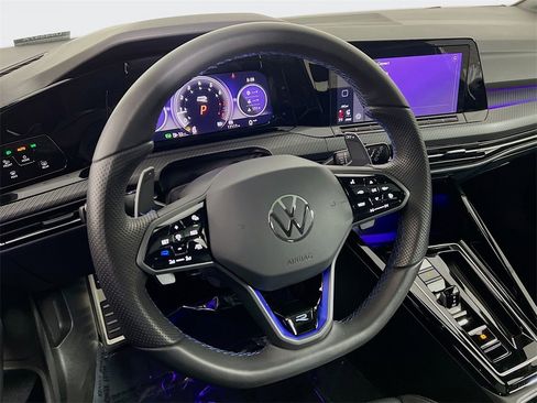 Used 2024 Volkswagen Golf R image 12