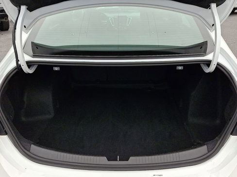 Used 2023 Chevrolet Malibu LT image 29