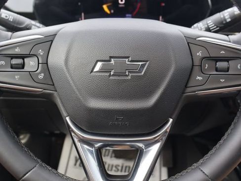 Used 2024 Chevrolet Trax ACTIV w/ Sunroof Package FWD image 22