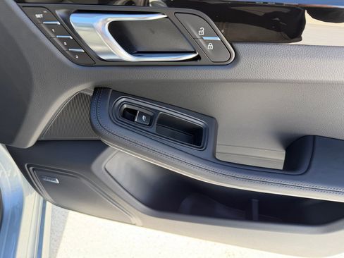 New 2026 Porsche Macan Turbo image 18