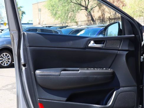 Used 2020 Kia Sportage S FWD image 36