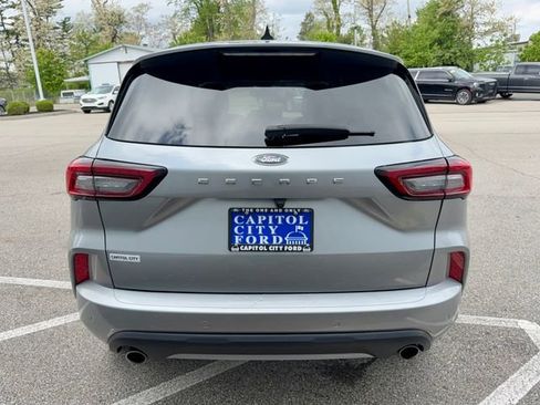 Used 2024 Ford Escape ST-Line w/ Tech Pack #1 FWD image 5
