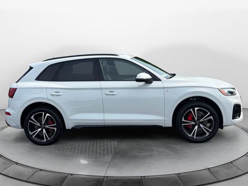 Used 2025 Audi Q5 2.0T Premium Plus w/ Premium Plus Package AWD/4WD image 8