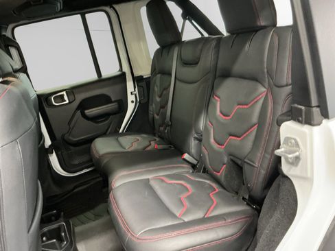 Used 2021 Jeep Wrangler Unlimited Sport image 13