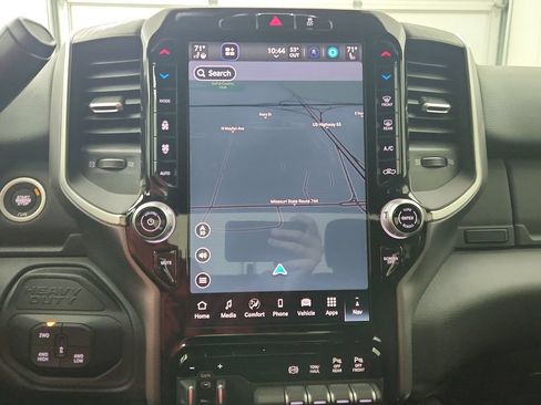 New 2026 RAM 2500 Big Horn AWD/4WD image 18