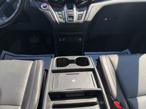 Used 2025 Honda Odyssey Sport-L image 28