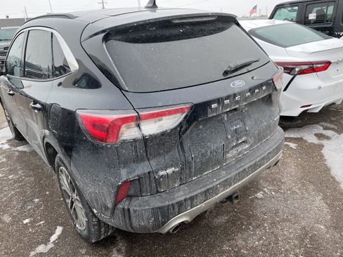 Used 2021 Ford Escape SEL w/ Technology Package image 10