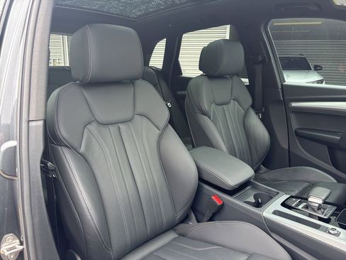 Used 2025 Audi Q5 2.0T Premium AWD/4WD image 16