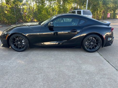 Used 2024 Toyota Supra RWD image 8