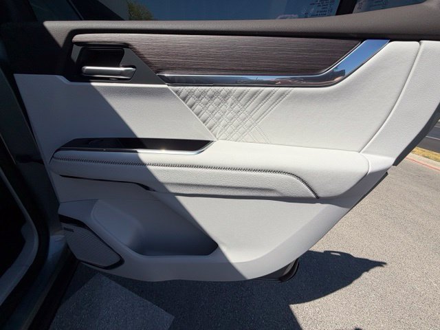 New 2027 GMC Acadia Denali w/ LPO, Floor Liner Package FWD image 16