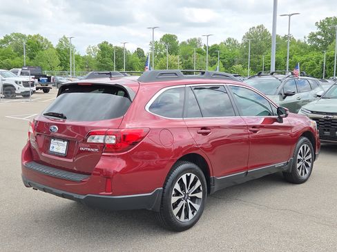 Used 2016 Subaru Outback 2.5i Limited image 3