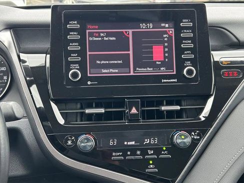 Certified 2024 Toyota Camry SE image 18