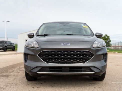 Used 2020 Ford Escape SE image 2