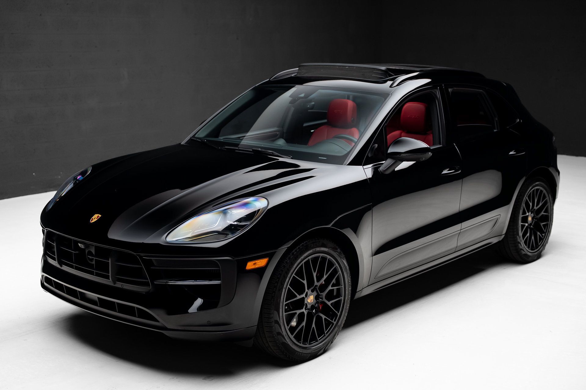 Used 2021 Porsche Macan GTS AWD/4WD image 5