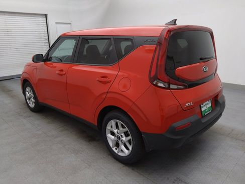 Used 2021 Kia Soul S image 3
