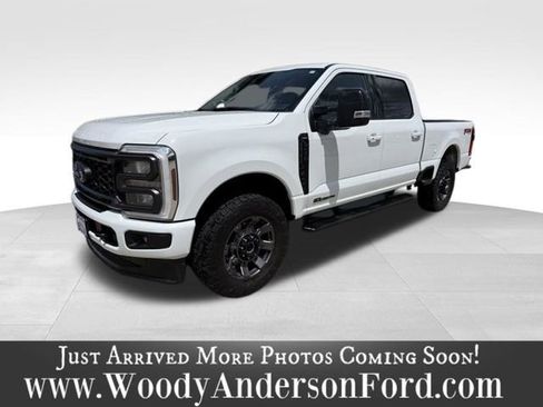 Used 2024 Ford F250 Lariat w/ Sport Appearance Package AWD/4WD image 1