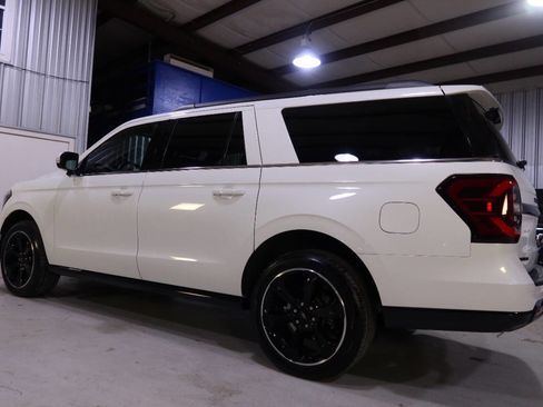 Used 2024 Ford Expedition Max Limited image 2