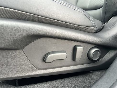 New 2026 Subaru Forester Limited AWD/4WD image 32