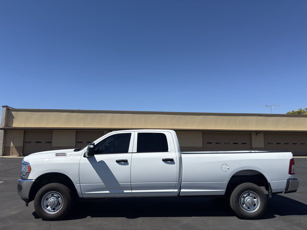 Used 2024 RAM 2500 Tradesman AWD/4WD image 4
