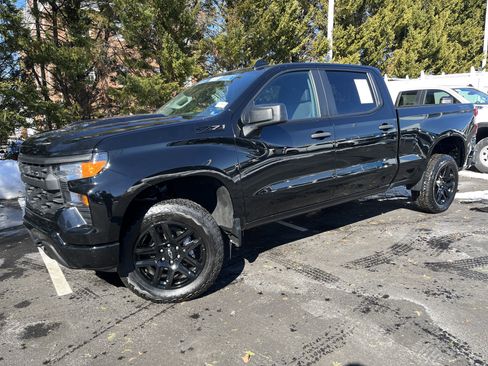 Used 2024 Chevrolet Silverado 1500 Custom Trail Boss w/ Midnight Edition image 5